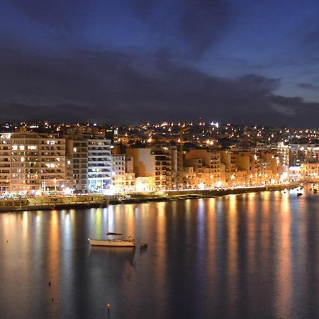Modern Family Holiday Retreat In Gzira 斯利马 外观 照片
