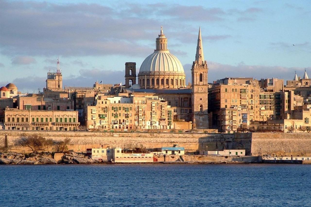 Modern Family Holiday Retreat In Gzira 斯利马 外观 照片